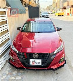 نيسان ألتيما